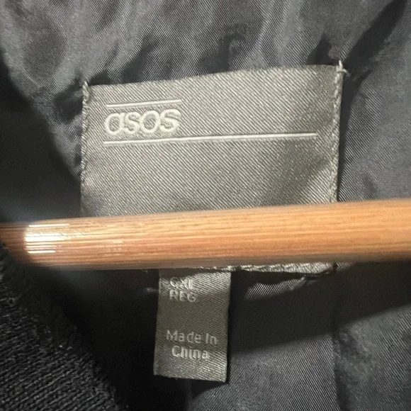 ASOS Classic Black Bomber Jacket - Picture 2 of 2